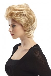 peluca-rubia-de-pelo-ondulado